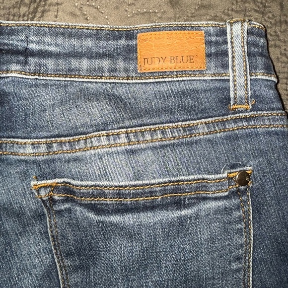 Judy Blue Women’s Size 7/28 Straight Leg Jeans Medium Wash Stretch Denim - Picture 7 of 8